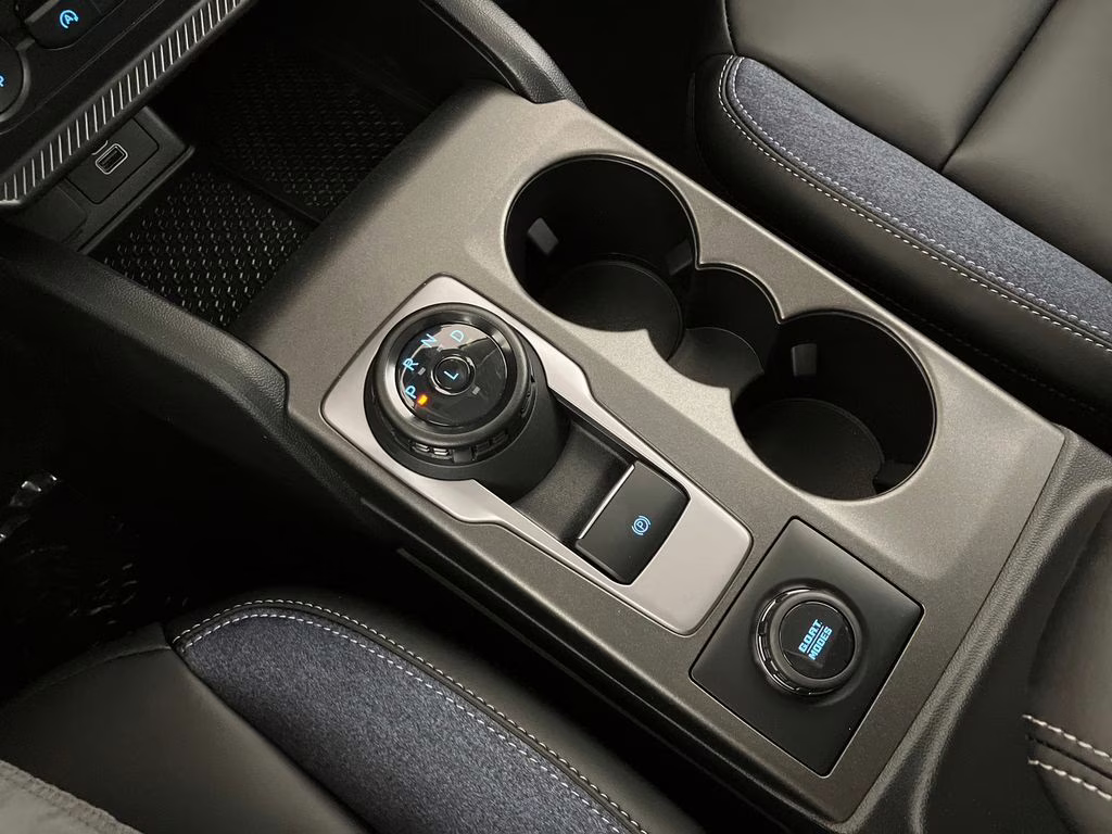 2026 Orange Fury Metallic Tri-Coat Ford Bronco Sport Outer Banks 4X4 SUV