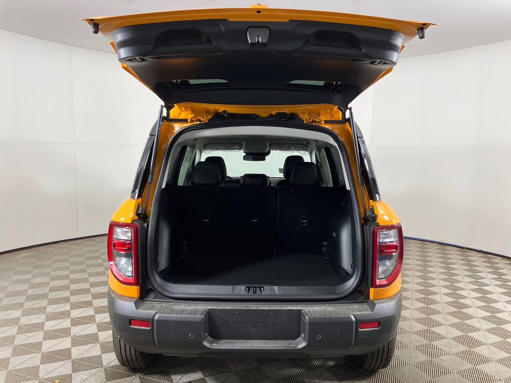 2026 Orange Fury Metallic Tri-Coat Ford Bronco Sport Outer Banks 4X4 SUV