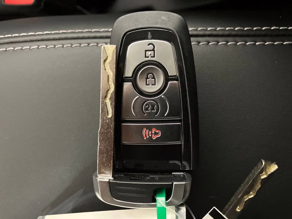 2026 Orange Fury Metallic Tri-Coat Ford Bronco Sport Outer Banks 4X4 SUV