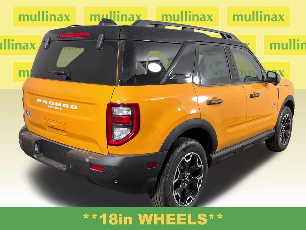 2026 Orange Fury Metallic Tri-Coat Ford Bronco Sport Outer Banks 4X4 SUV