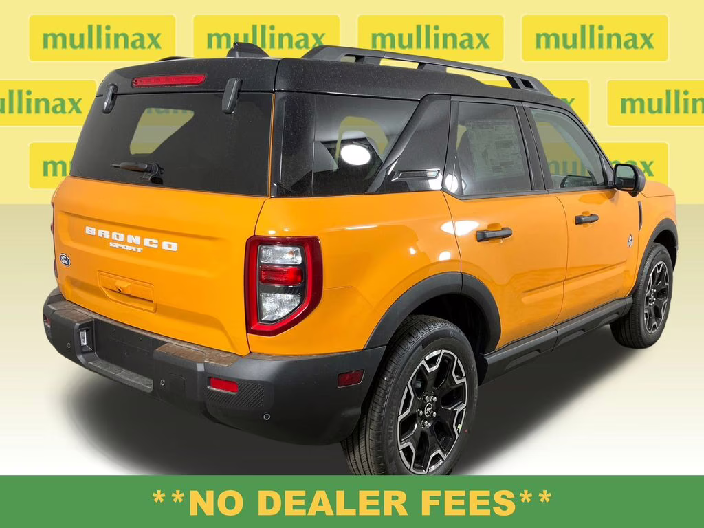 2026 Orange Fury Metallic Tri-Coat Ford Bronco Sport Outer Banks 4X4 SUV
