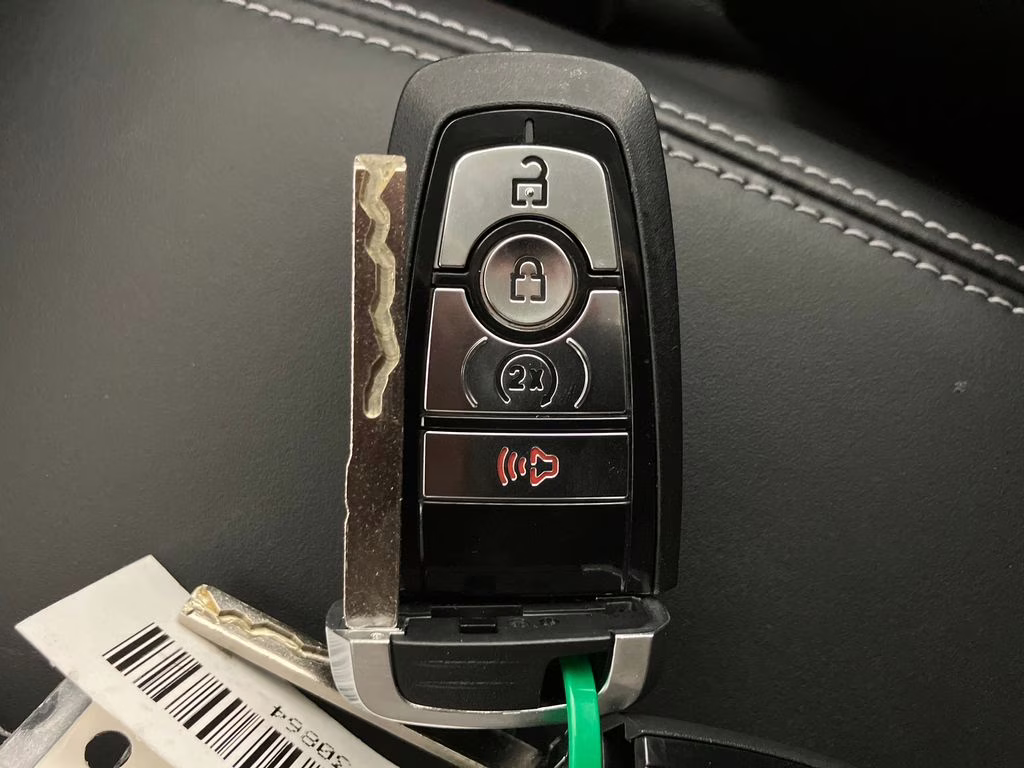 2026 Shadow Black Ford Bronco Sport Outer Banks 4X4 SUV