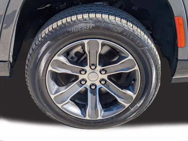 2023 Baltic Gray Metallic Clearcoat Jeep Grand Wagoneer Base 4X4 SUV