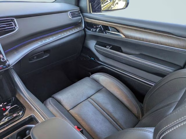 2023 Baltic Gray Metallic Clearcoat Jeep Grand Wagoneer Base 4X4 SUV