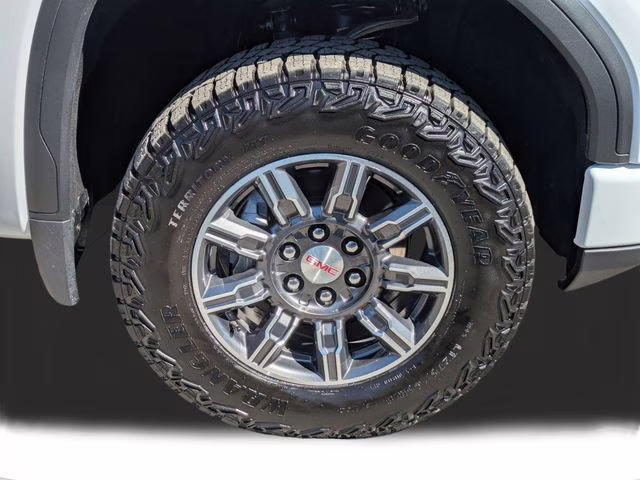 2025 Summit White GMC Sierra 1500 AT4 4X4 Truck