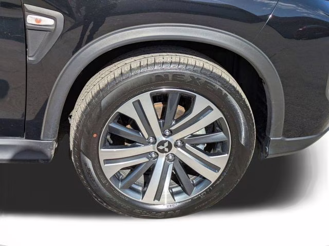 2025 Labrador Black Pearl Mitsubishi Outlander Sport 2.0 ES 4X4 SUV