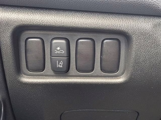 2025 Labrador Black Pearl Mitsubishi Outlander Sport 2.0 ES 4X4 SUV