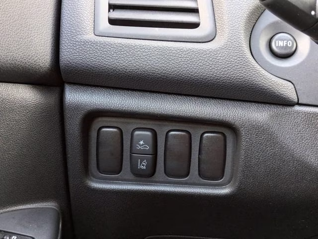 2025 Labrador Black Pearl Mitsubishi Outlander Sport 2.0 ES 4X4 SUV