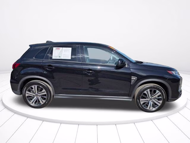 2025 Labrador Black Pearl Mitsubishi Outlander Sport 2.0 ES 4X4 SUV