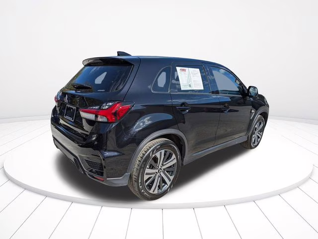 2025 Labrador Black Pearl Mitsubishi Outlander Sport 2.0 ES 4X4 SUV