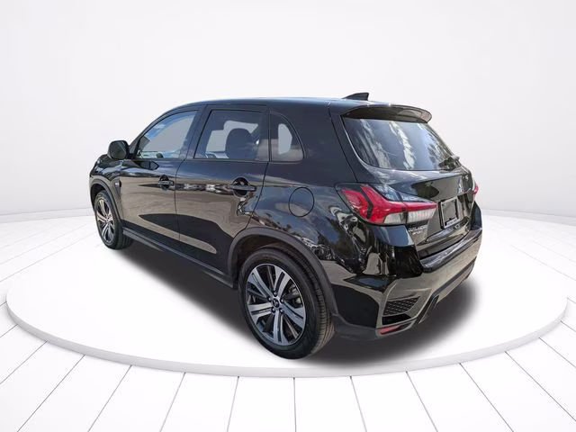 2025 Labrador Black Pearl Mitsubishi Outlander Sport 2.0 ES 4X4 SUV
