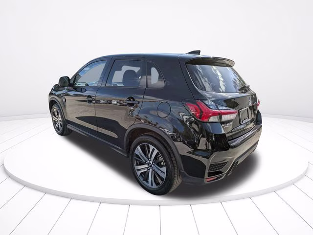 2025 Labrador Black Pearl Mitsubishi Outlander Sport 2.0 ES 4X4 SUV