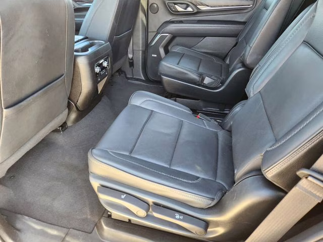 2023 Midnight Blue Metallic GMC Yukon Denali 4X4 SUV