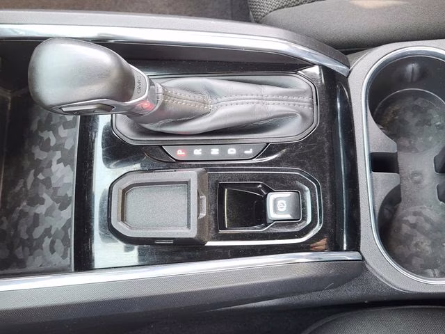 2024 Summit White GMC Canyon Elevation RWD Truck