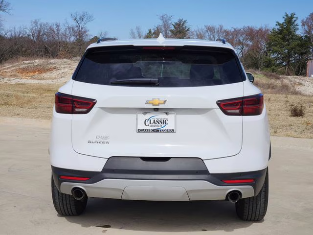 2024 Summit White Chevrolet Blazer LT FWD SUV