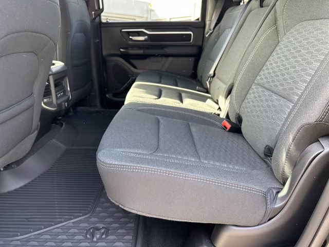 2026 Diamond Black Crystal Pearlcoat Ram 1500 Big Horn 4X4 Truck