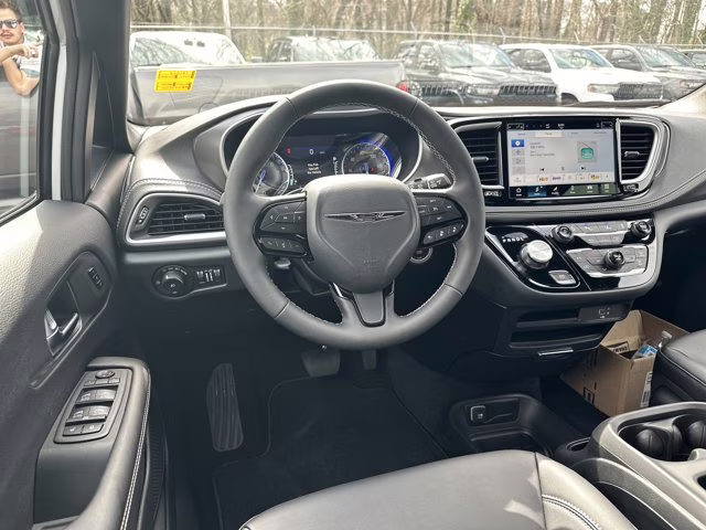 2026 Bright White Clearcoat Chrysler Pacifica Select FWD Van