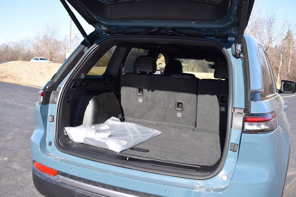 2026 Steel Blue Jeep Grand Cherokee Limited 4X4 SUV