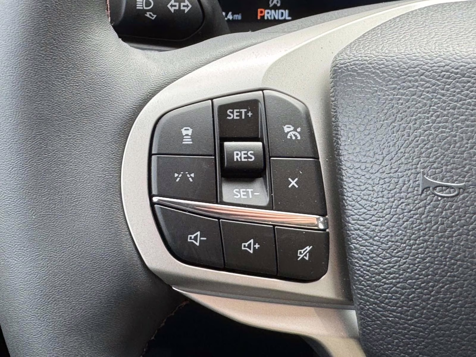 2026 Agate Black Metallic Ford Explorer Active w/200A Pkg 4WD 4X4 SUV