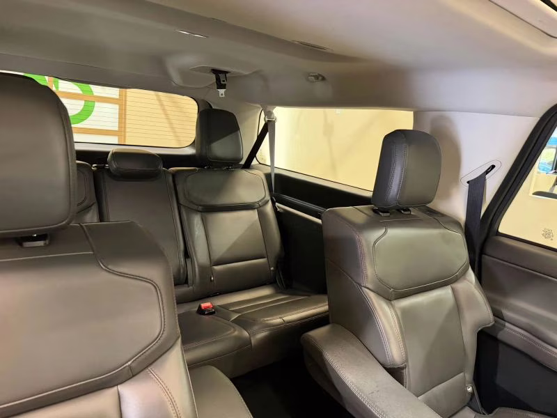 2025 White Ford Expedition Max Active Sport Utility 4D 4X4 SUV