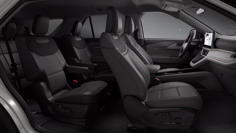 2026 Star White Metallic Tri-Coat Ford Explorer Active RWD SUV