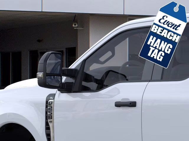 2026 Oxford White Ford Super Duty F-250 SRW XL 4X4 Truck