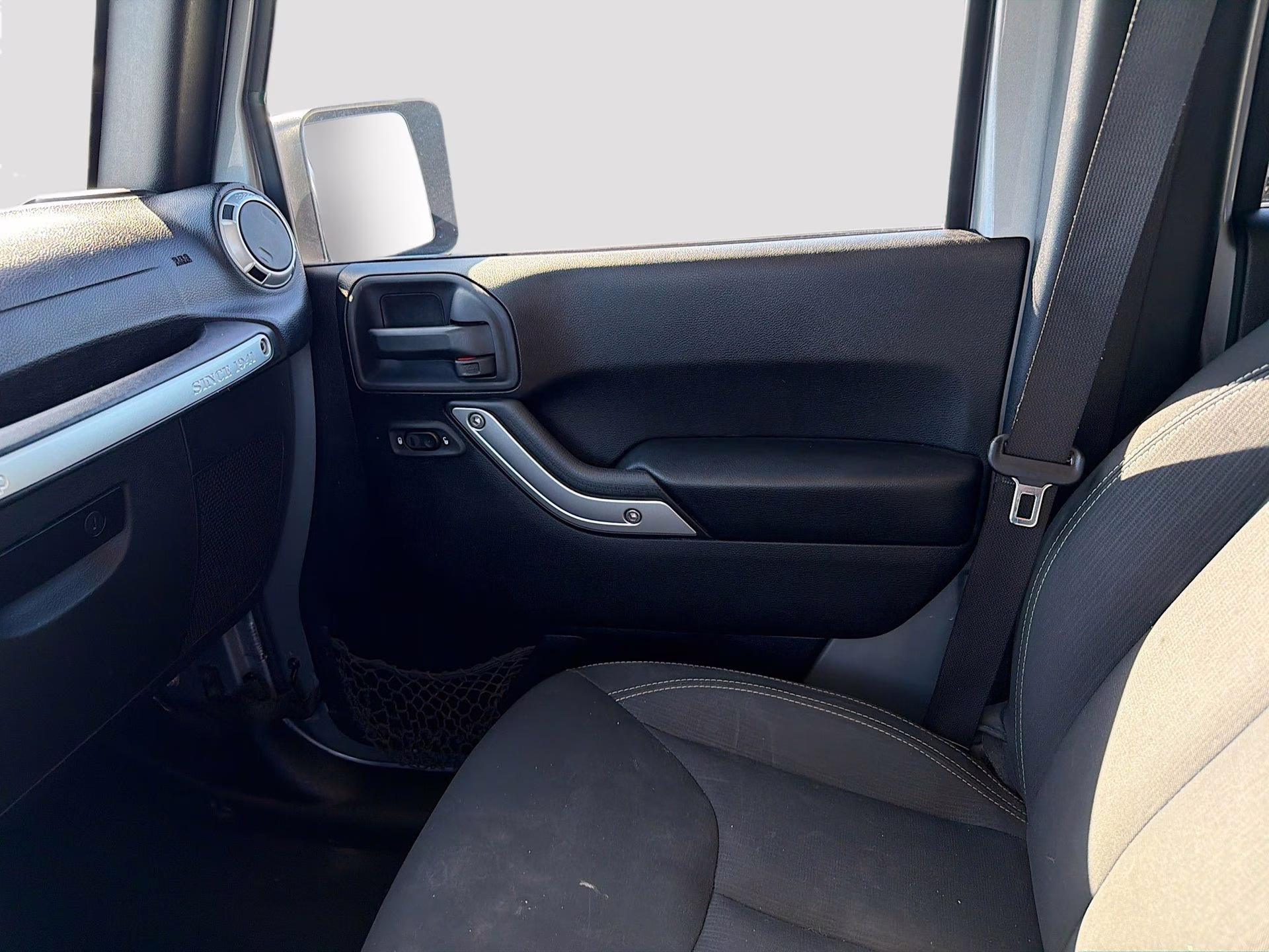 2015 Billet Silver Metallic Clearcoat Jeep Wrangler Unlimited Rubicon 4X4 SUV