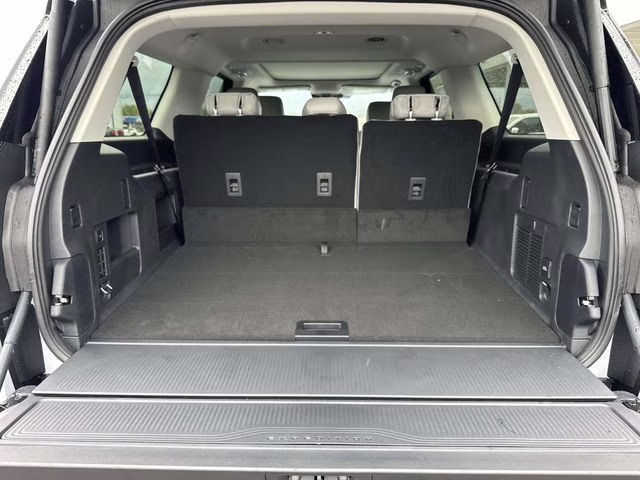 2026 Silver Metallic Ford Expedition Max Active RWD SUV