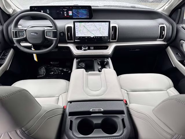 2026 Silver Metallic Ford Expedition Max Active RWD SUV