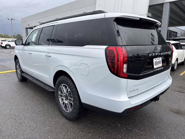 2026 Silver Metallic Ford Expedition Max Active RWD SUV