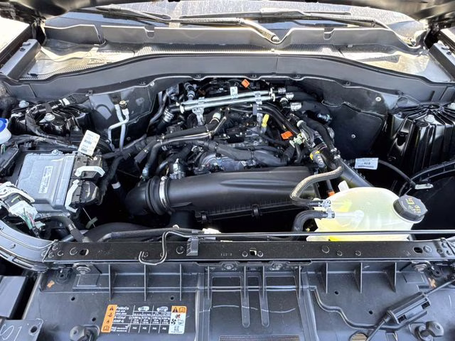 2026 Ford Explorer Active RWD SUV