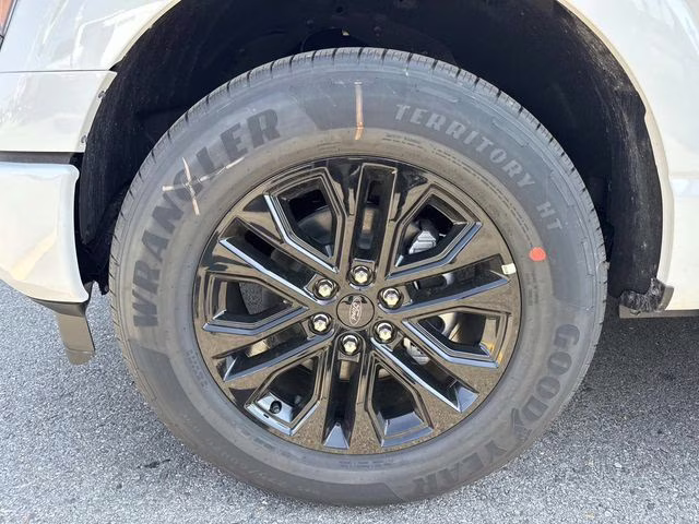 2026 Oxford White Ford F-150 XLT RWD Truck