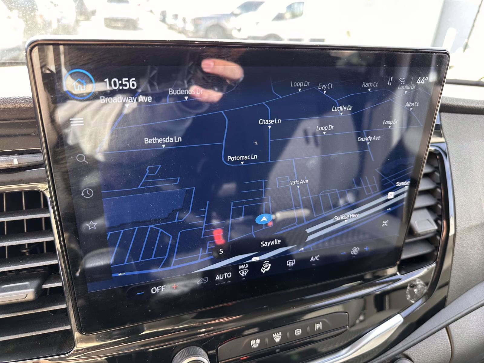 2023 Ingot Silver Ford Transit Passenger Wagon T-350 148 Med Roof XLT RWD RWD Van