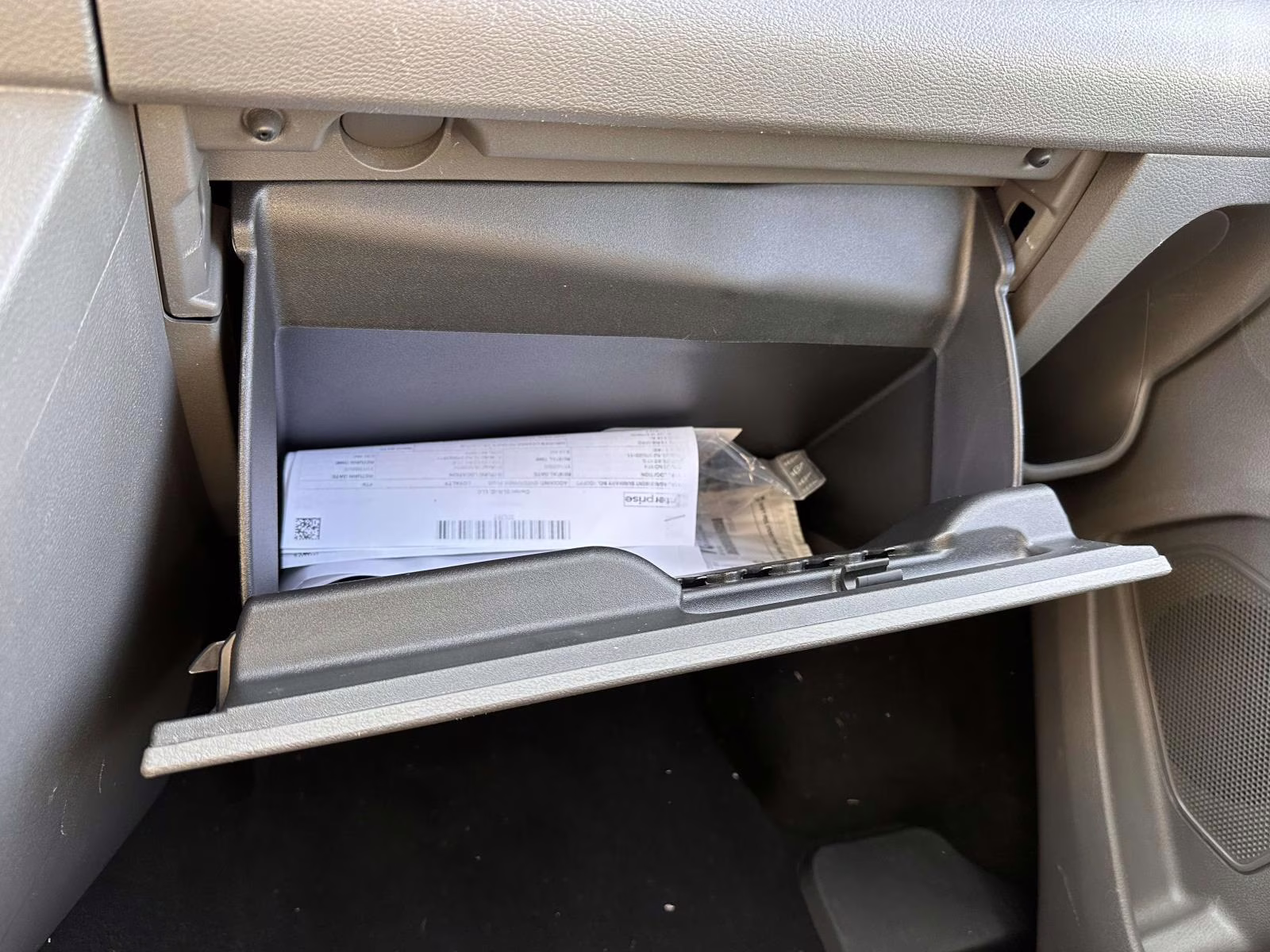 2023 Ingot Silver Ford Transit Passenger Wagon T-350 148 Med Roof XLT RWD RWD Van