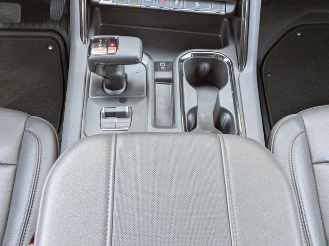 2025 Summit White GMC Sierra 1500 AT4 4X4 Truck