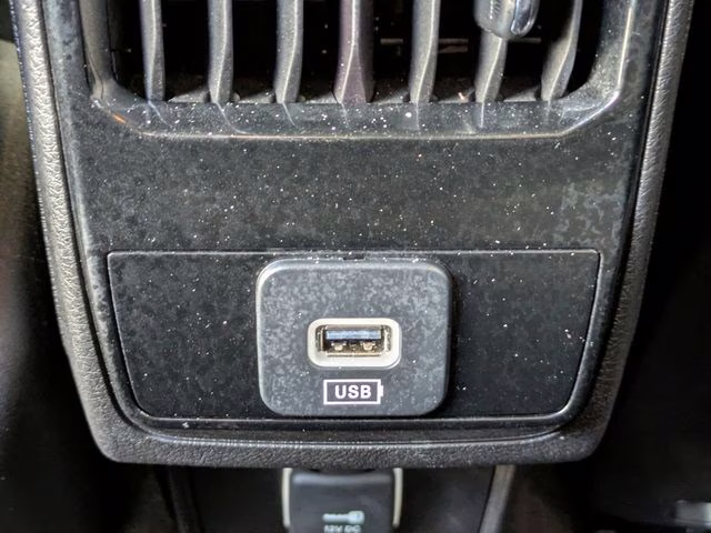 2023 Redline Pearlcoat Jeep Compass Limited 4X4 SUV