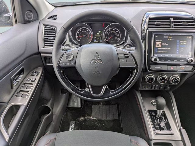 2026 Labrador Black Pearl Mitsubishi Outlander Sport 2.0 SE 4X4 SUV