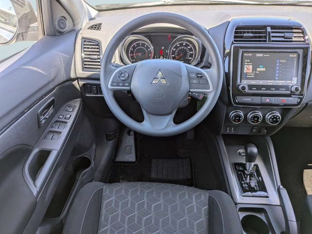 2026 Mercury Gray Metallic Mitsubishi Outlander Sport 2.0 SE 4X4 SUV