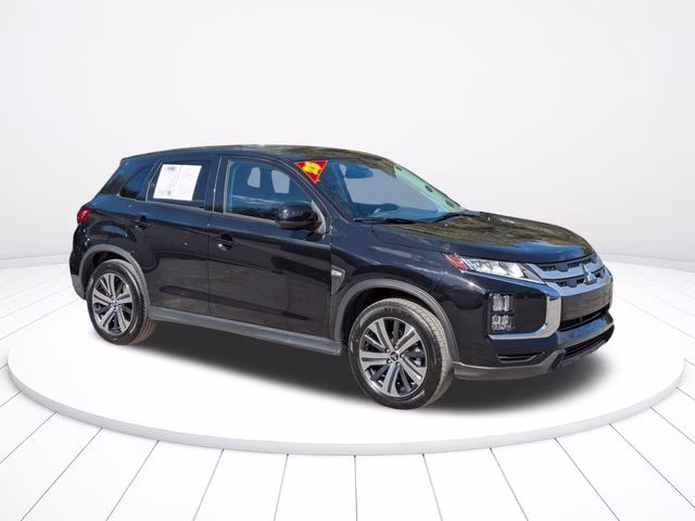 2025 Labrador Black Pearl Mitsubishi Outlander Sport 2.0 ES 4X4 SUV