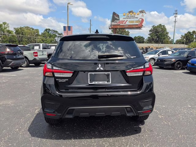 2025 Labrador Black Pearl Mitsubishi Outlander Sport 2.0 ES 4X4 SUV