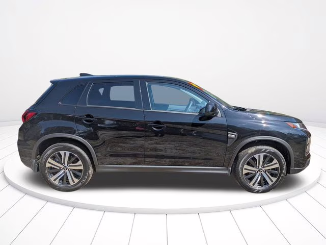2026 Labrador Black Pearl Mitsubishi Outlander Sport 2.0 ES 4X4 SUV