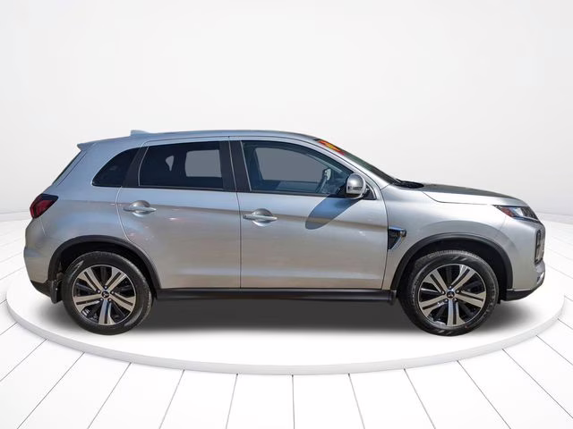 2026 Alloy Silver Metallic Mitsubishi Outlander Sport 2.0 SE 4X4 SUV