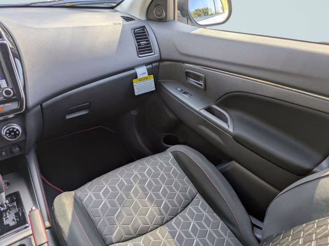 2026 White Mitsubishi Outlander Sport 2.0 Ralliart 4X4 SUV