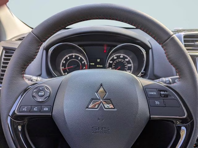 2026 White Mitsubishi Outlander Sport 2.0 Ralliart 4X4 SUV