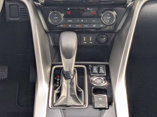 2026 White Diamond Mitsubishi Eclipse Cross SE 4X4 SUV
