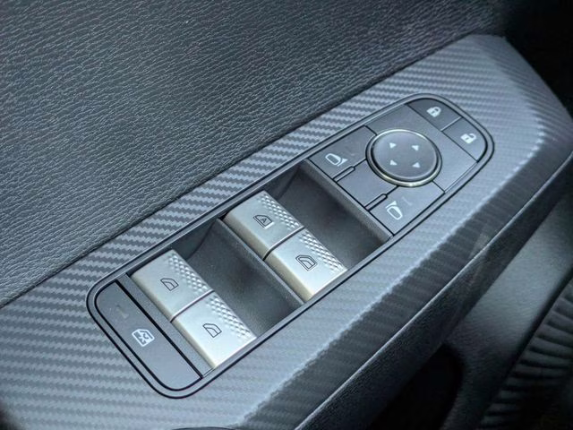 2026 Labrador Black Pearl Mitsubishi Outlander ES FWD SUV