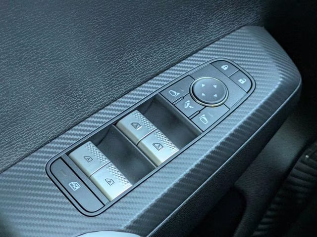 2026 Black Diamond Mitsubishi Outlander SE FWD SUV