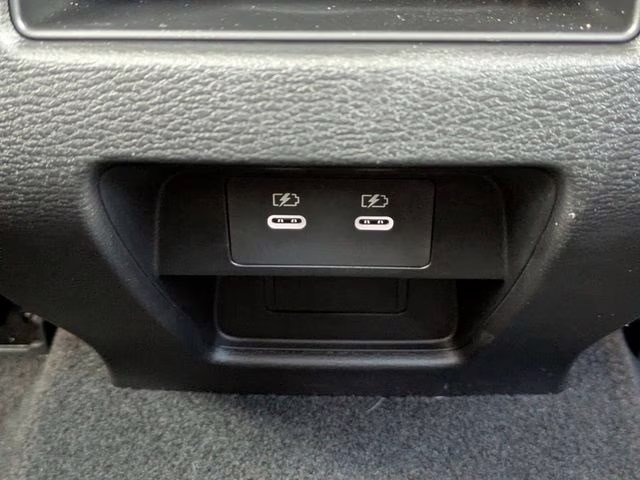 2026 White Diamond Mitsubishi Outlander SE FWD SUV