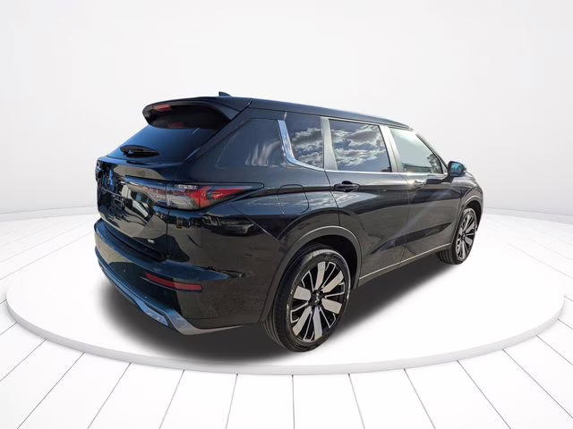 2026 Black Diamond Mitsubishi Outlander SE FWD SUV