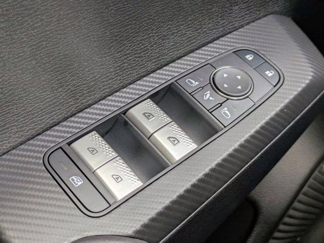 2026 Graphite Gray Mitsubishi Outlander SE FWD SUV